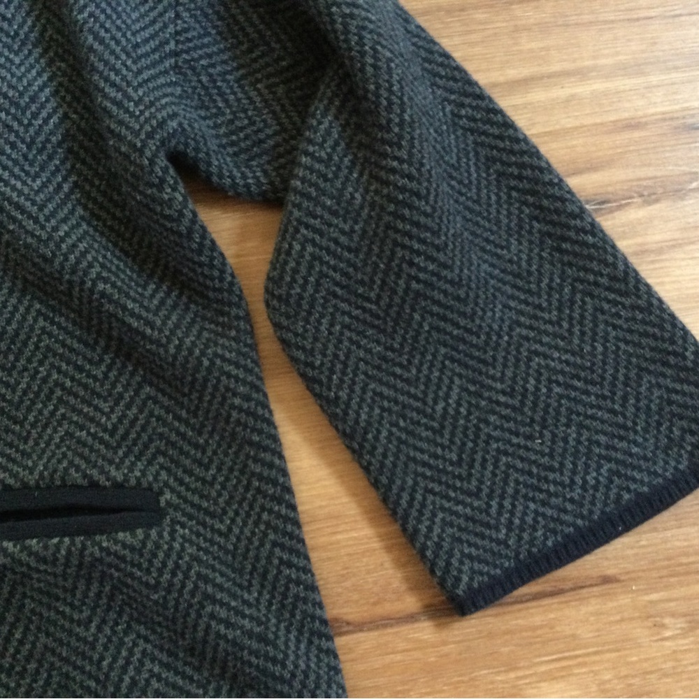 Maxwell knit jacket. - Picture 4 of 5